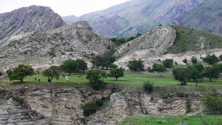 Approche des gorges de Karakoysu, entre Gergebil et Gunib