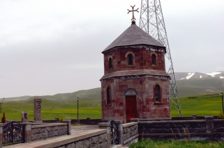 Petite église à Nshkhark, mai 2023