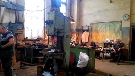 Atelier de tournage de l'usine OZATE à Vladikavkaz
